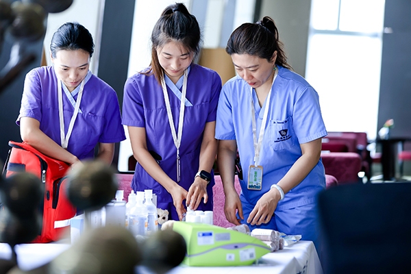 2024北京CBD垂直马拉松：北京和睦家运动医学全方位守护(图2)