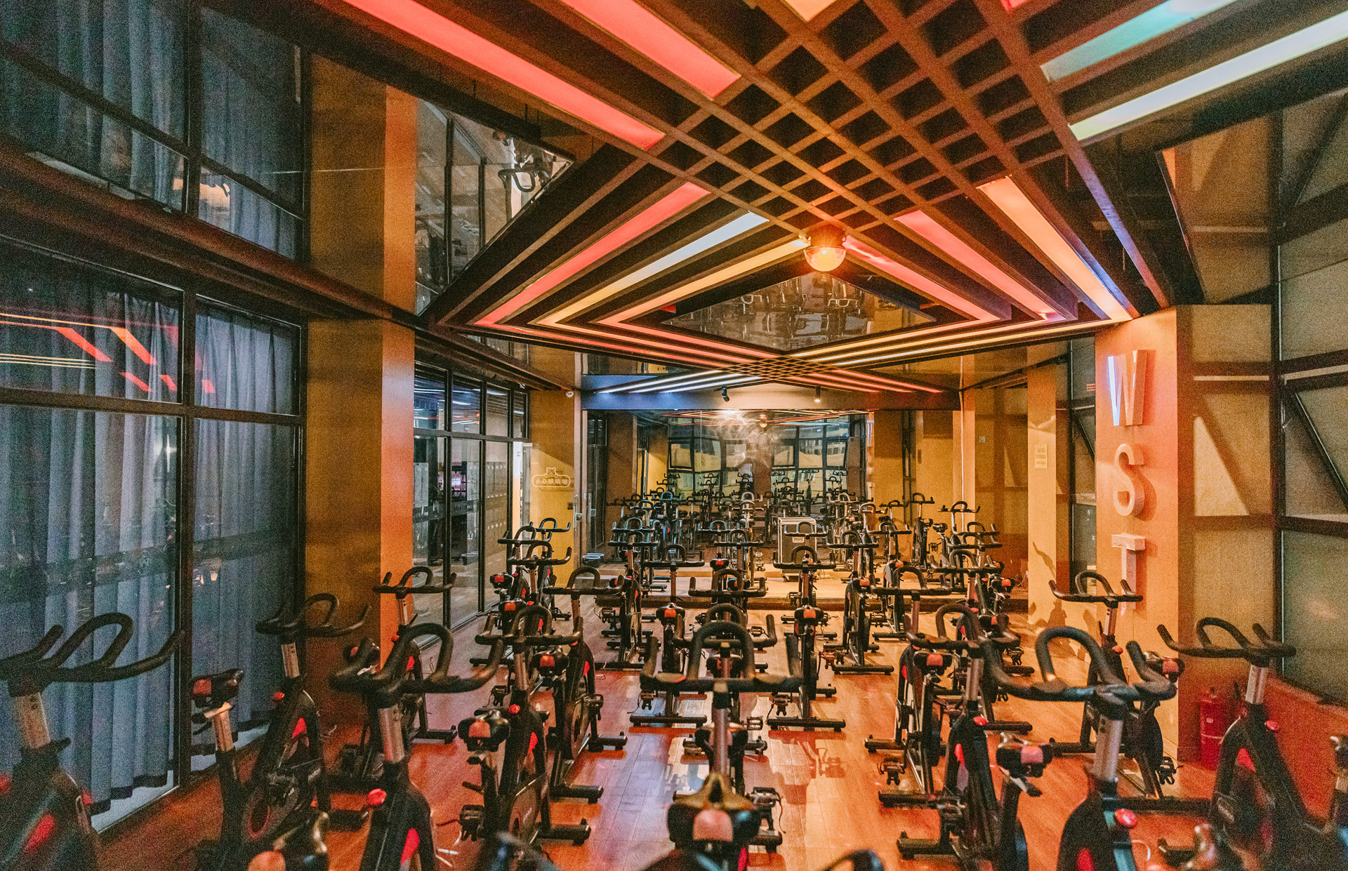 威斯特国际健身俱乐部在滨海县盛大开业(图3)