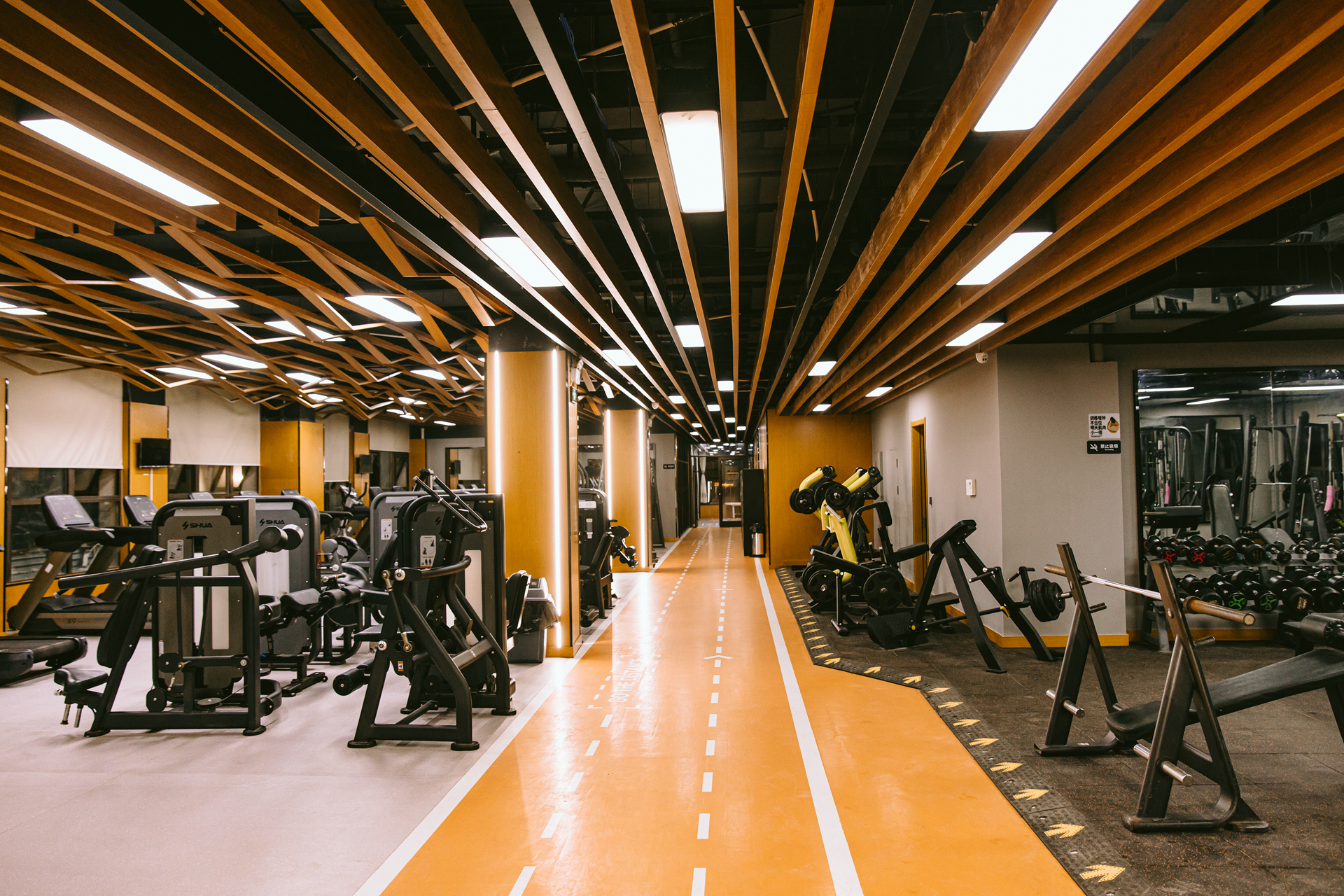 威斯特国际健身俱乐部在滨海县盛大开业(图6)