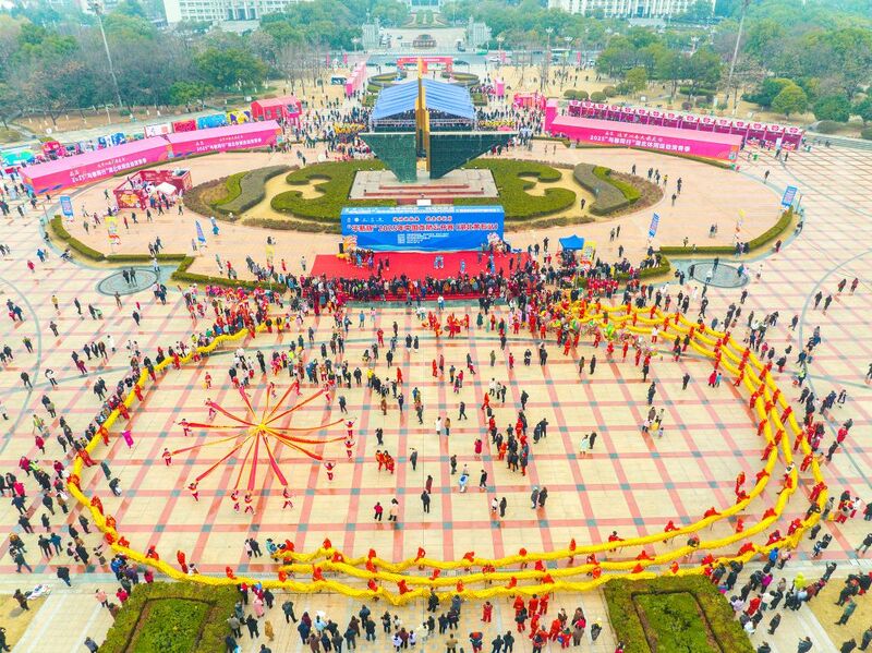 2025黄石“与春同行”休闲运动消费季究竟藏着多少惊喜与商机？(图1)