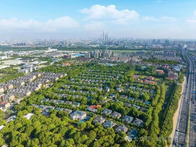 盛大开幕@绿宝园翡梵售楼处发布：绿宝园翡梵奢华生活新标杆(图5)