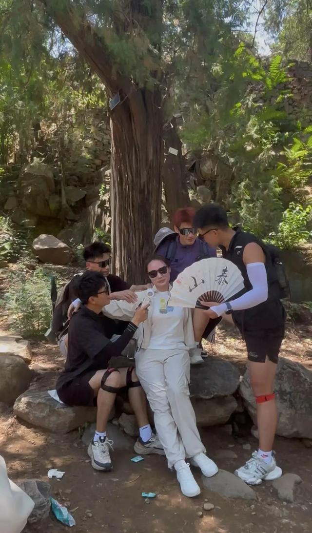 陪爬擦边了吗(图4)