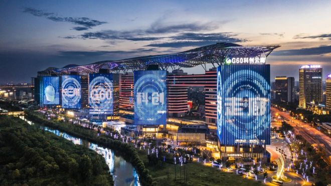 ®华发海上都荟售楼处松江华发海上都荟发布：打造宜居社区(图12)