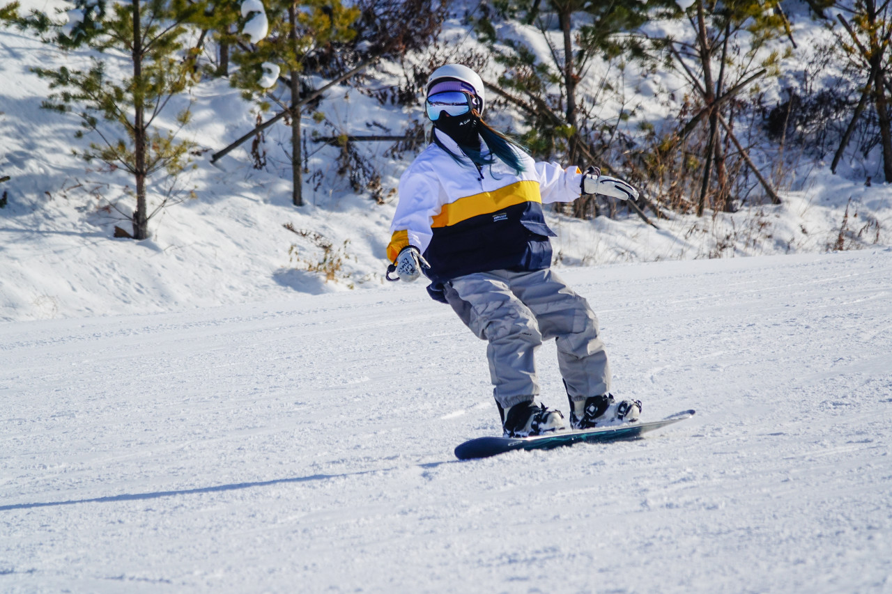 6万人看一场球赛带动消费380亿：从赛场到市场体育产业开启吸金模式(图3)