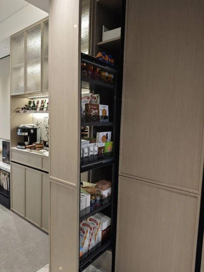 米乐M6平台：【百度快讯】中环置地中心望云售楼处发布㊤中环置地望云出品(图14)