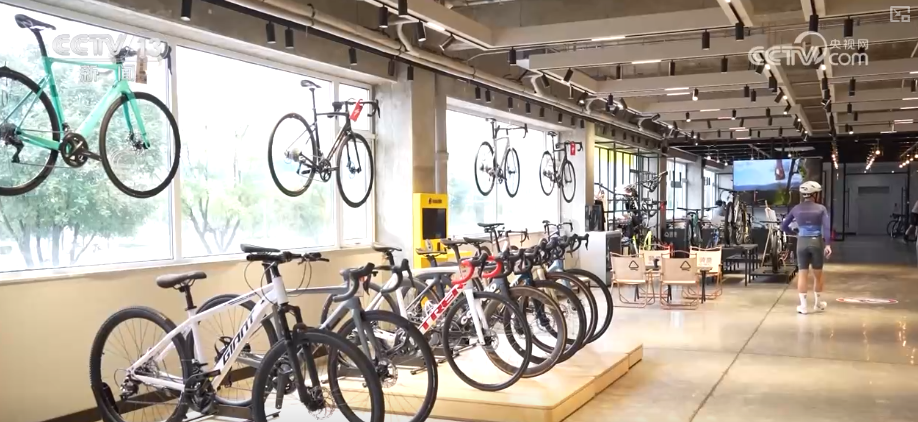 賽事熱、消費火500萬人次、3075億元！全民健身新潮流“騎”出經濟新熱力(图10)