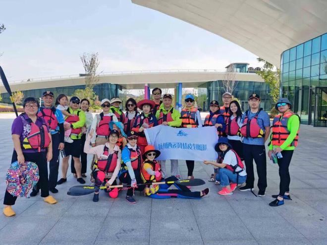 实名羡慕！4年超3000人次杭州这个社区的“幸福大学堂”火出圈皮划艇还成了休闲运动……(图5)