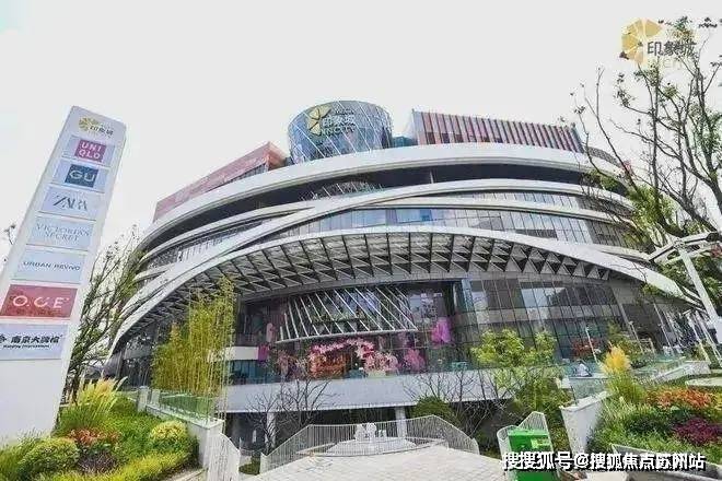 米乐M6平台：虹桥璀璨领峯售楼处电话虹桥璀璨领峯售楼中心电线年楼盘百科首页网站楼盘测评中心电话百科24小时热线(图32)