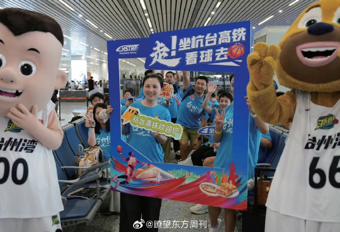 创始人坚持产品创新vs管理层追求财务增长这种战略分歧会如何影响全球运动休闲产业格局？(图1)