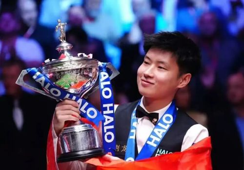 米乐M6：一年新开40000家市场规模突破千亿：被嫌弃的县城“土味”运动为何又火了？(图5)