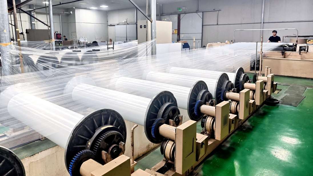 米乐M6平台：【信阳“链”上“新”力量】千丝万缕织就“新”生活——信阳“六新两品”重点产业链群高质量发展系列报道之五(图1)