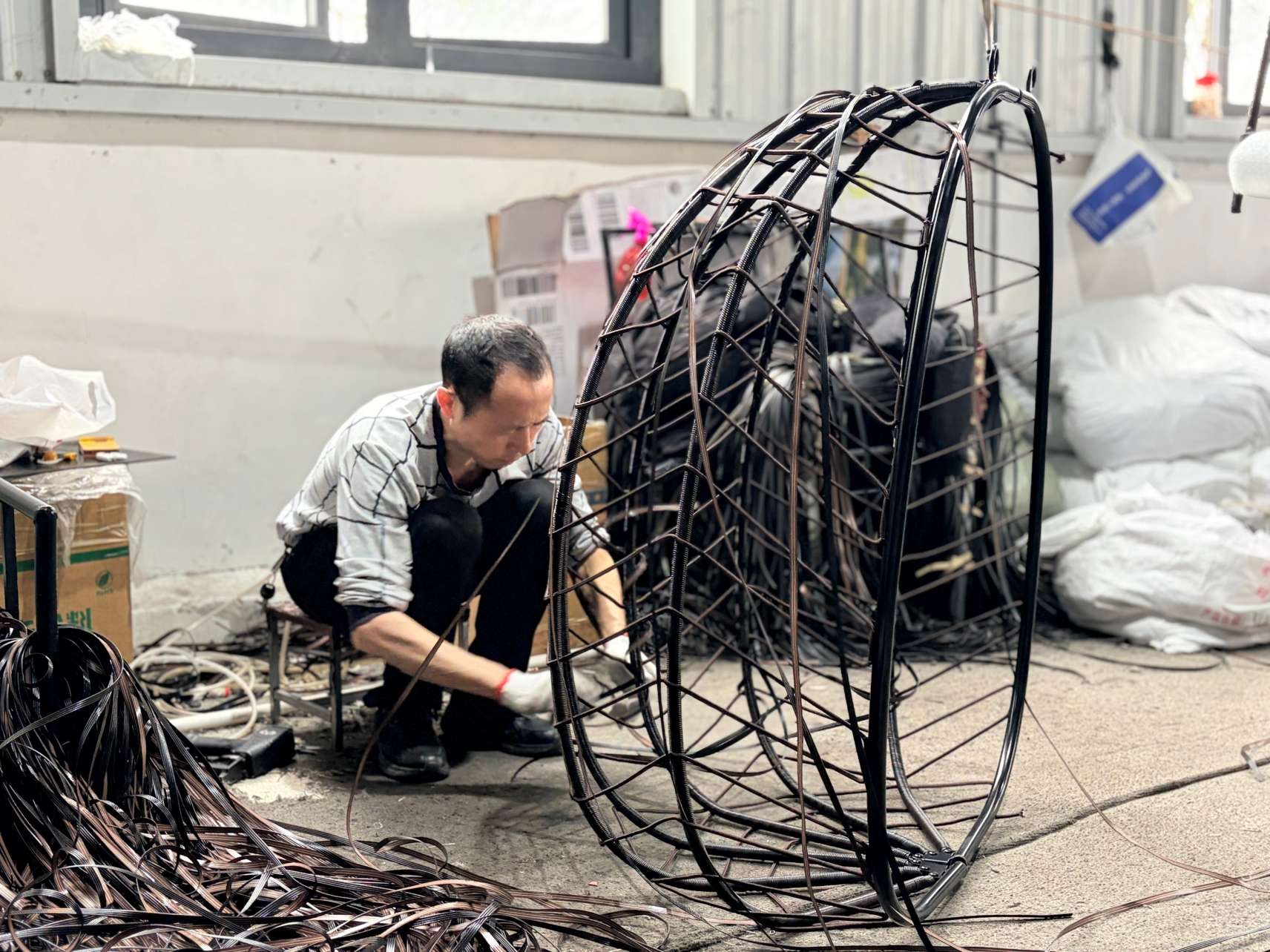 米乐M6平台：【信阳“链”上“新”力量】千丝万缕织就“新”生活——信阳“六新两品”重点产业链群高质量发展系列报道之五(图4)