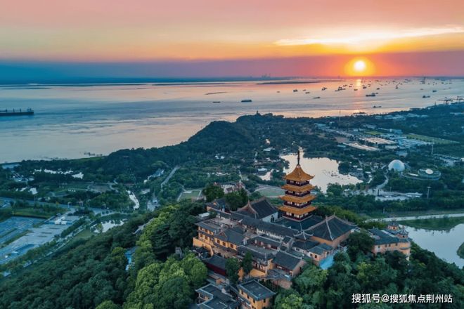 通告启东启园售楼处全新发布：启园以奢境定义时代(图4)