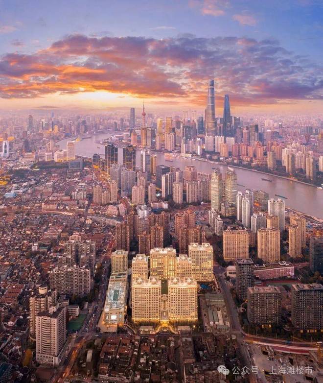 米乐M6平台：聚焦融创外滩壹号售楼处发布：以品质筑就人居新标杆(图3)