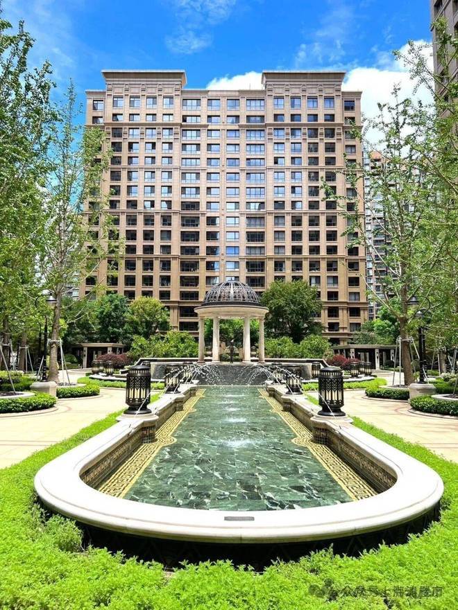 米乐M6平台：聚焦融创外滩壹号售楼处发布：以品质筑就人居新标杆(图4)