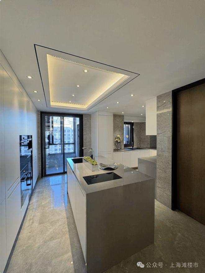 米乐M6平台：聚焦融创外滩壹号售楼处发布：以品质筑就人居新标杆(图12)